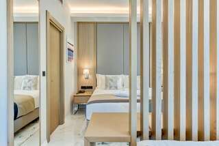 Отель Blue Kotor Bay Premium Spa Resort Котор Улучшенный люкс с видом на море-2